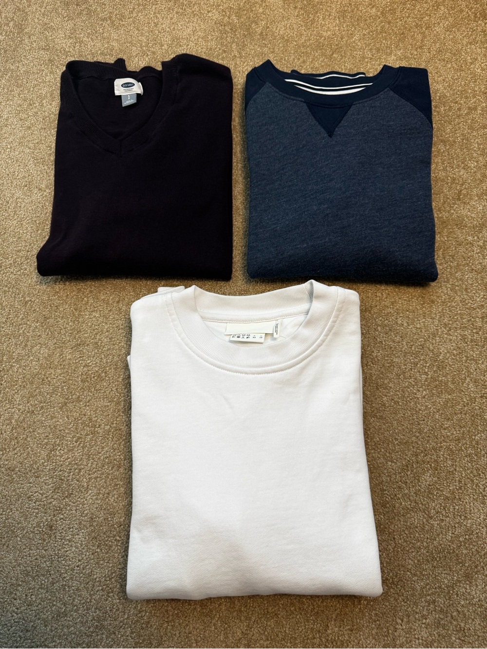 Bundle boy’s sweater 14-16y White Crewneck Shirt - Classic Casual Tee